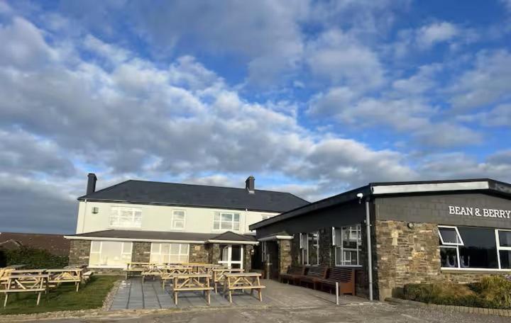 The Blue Horizon Hotel Laherne Hill Екстериор снимка